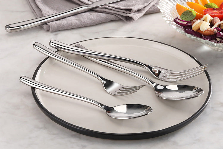 How Do You Choose Flatware That Won’t Bend, Rust, or Tarnish?