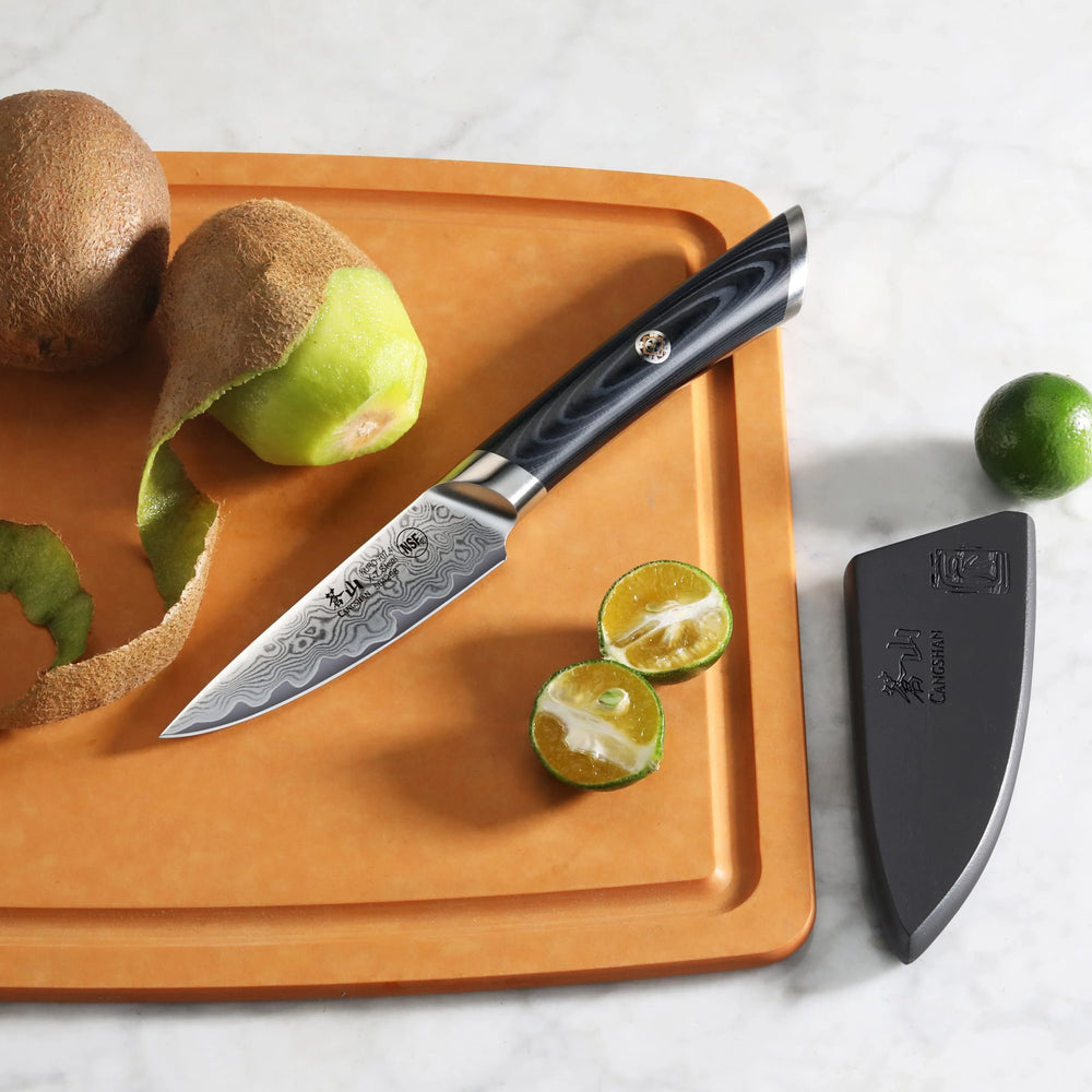 
                  
                    Load image into Gallery viewer, KURO Series 3.5-inch Paring Knife with Sheath, High-Carbon X-7 Damascus Steel, 504296
                  
                