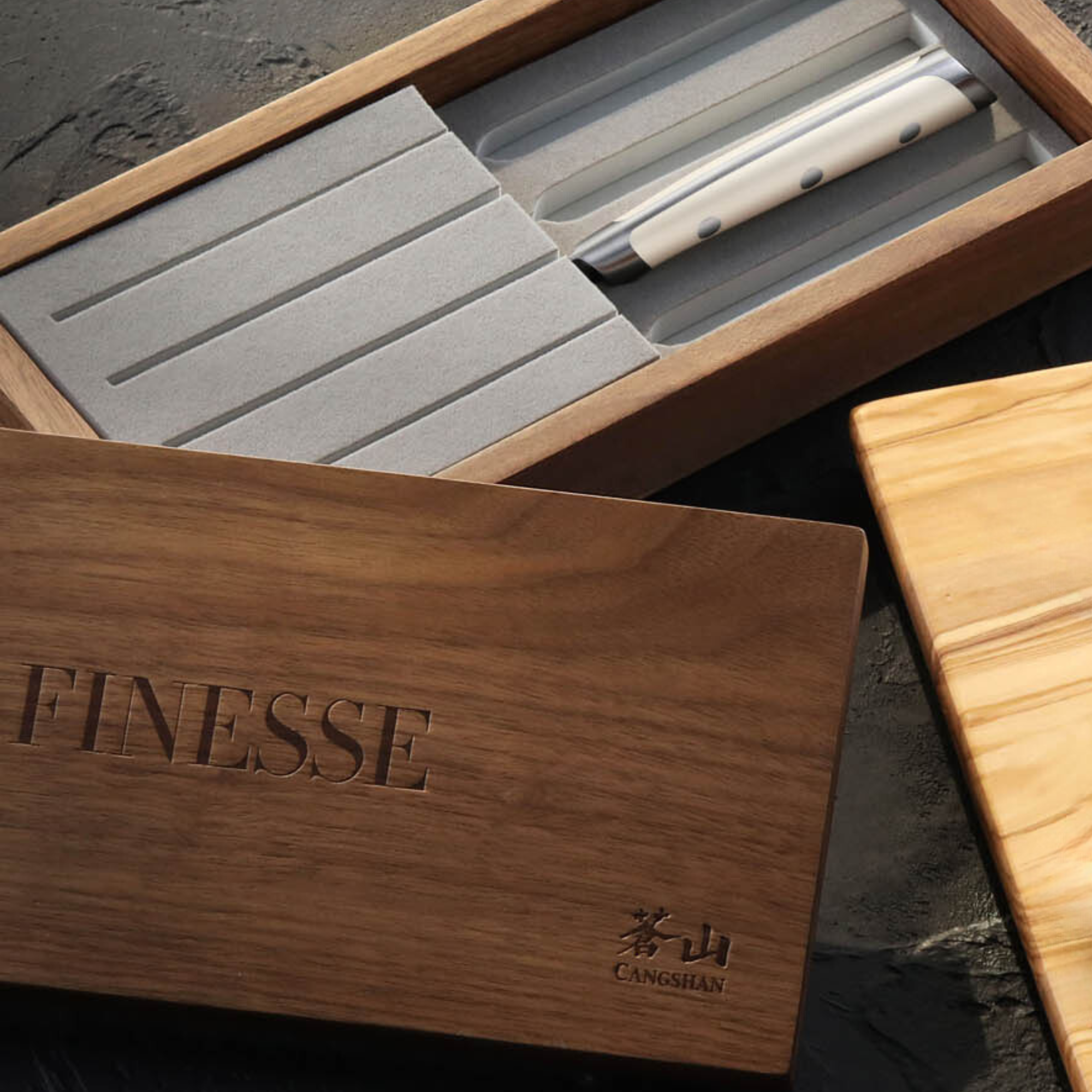 S1 Series 4-Piece Forged Straight Edge Steak Knife, Walnut Box, White, 1024159