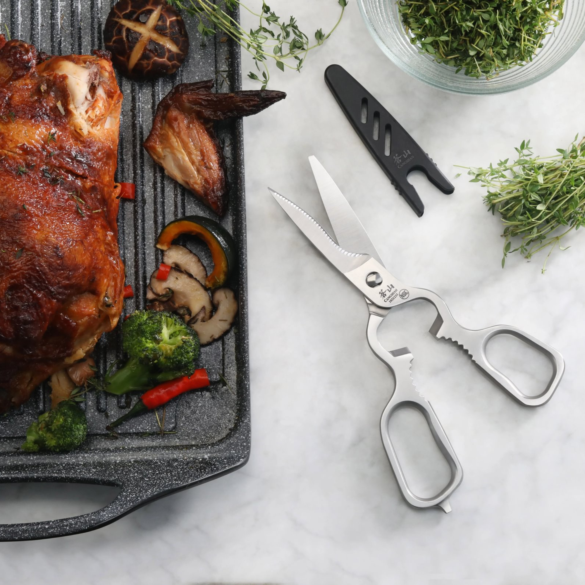 D Shape 9-Inch Shears Satin Finish, Forged 3Cr13 Stainless Steel, 1021233