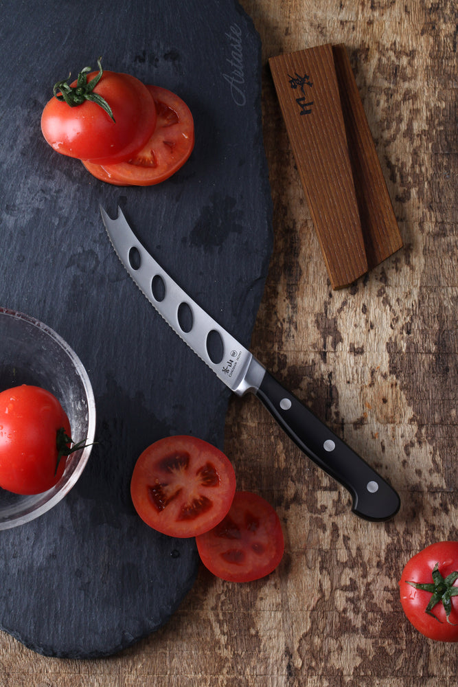 
                  
                    Cargar imagen en el visor de la galería, TV2 Series 5-Inch Tomato/Cheese Knife with Wood Sheath, Forged Swedish 14C28N Steel, 1022964
                  
                